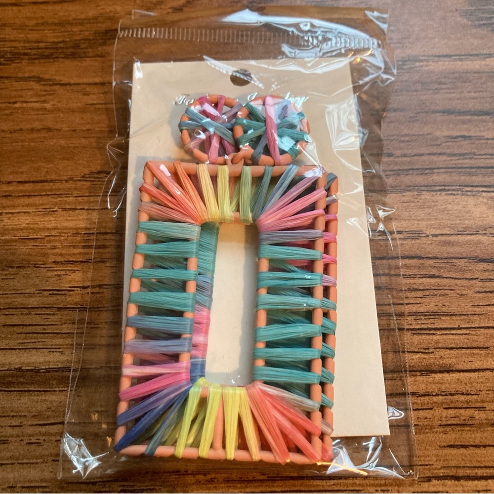 5/$15 NIB Fashion Jewelry Large Rainbow Colors Rectangular Earrings
